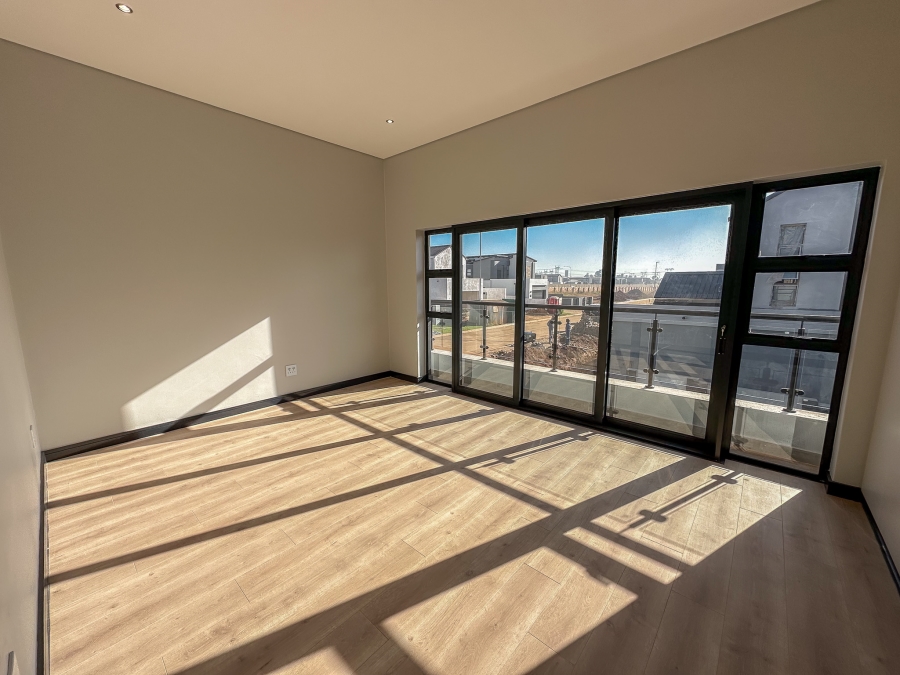 3 Bedroom Property for Sale in Midstream Estate Gauteng