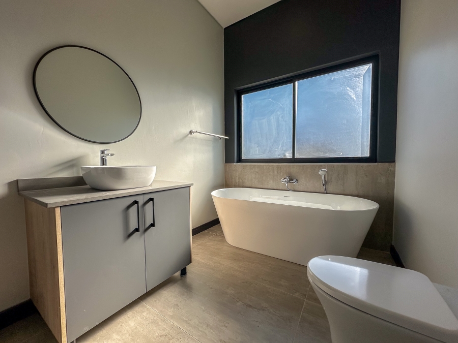 3 Bedroom Property for Sale in Midstream Estate Gauteng