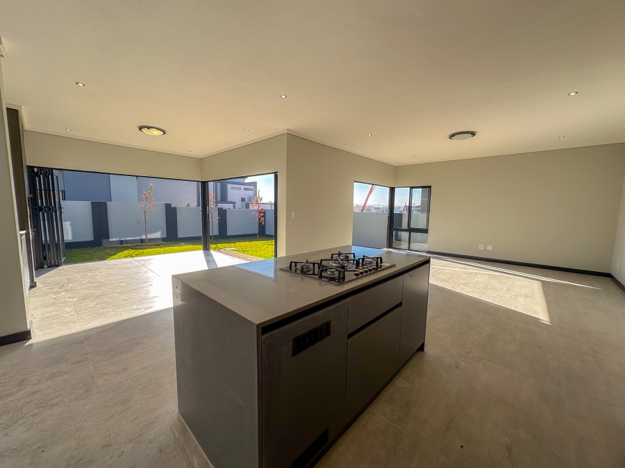 3 Bedroom Property for Sale in Midstream Estate Gauteng