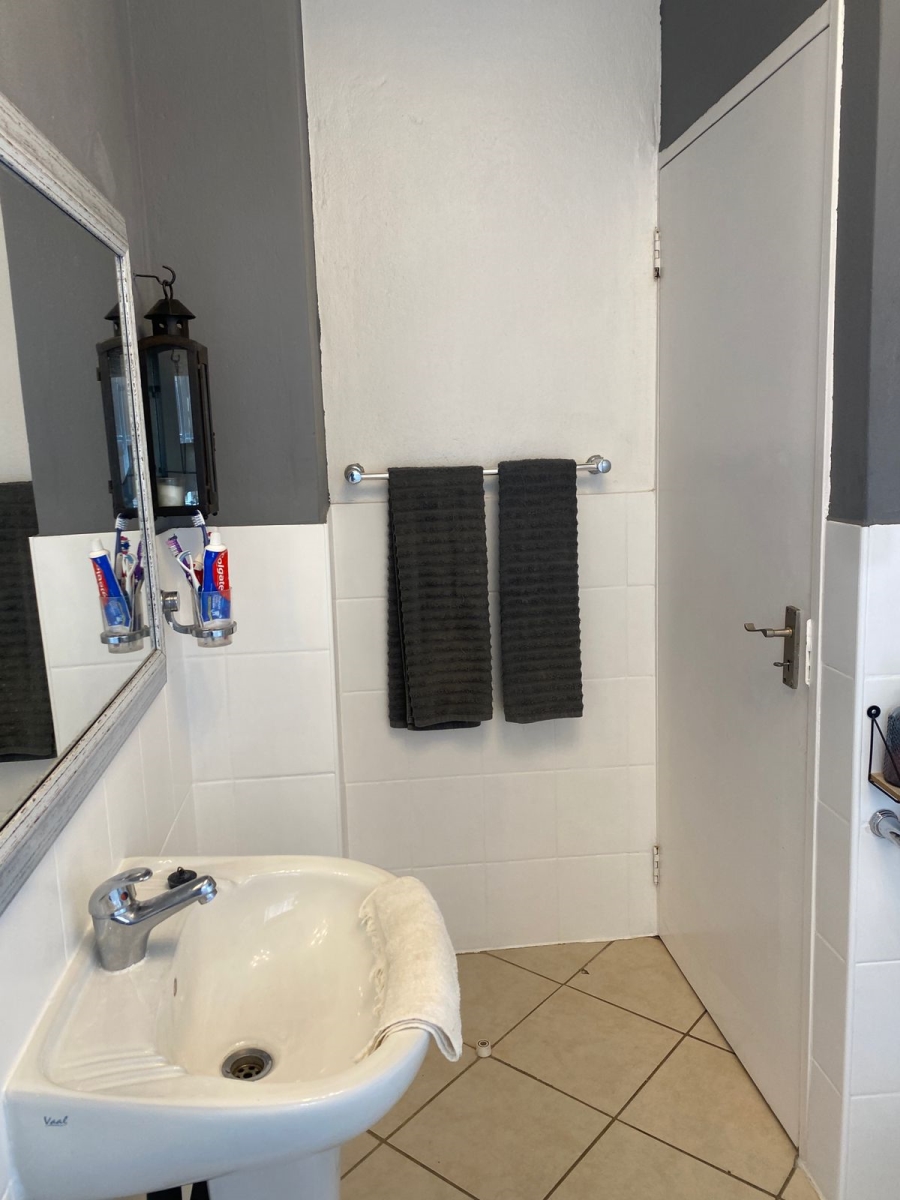 2 Bedroom Property for Sale in Honeydew Gauteng