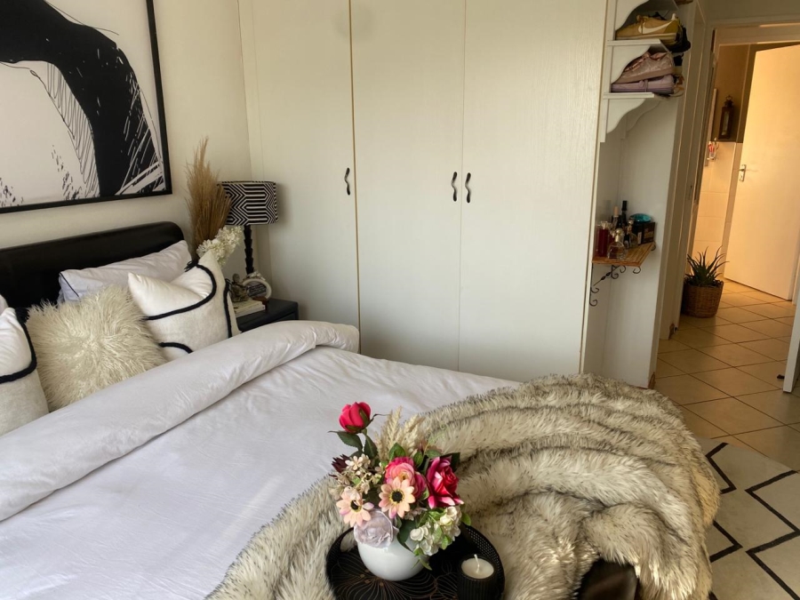 2 Bedroom Property for Sale in Honeydew Gauteng