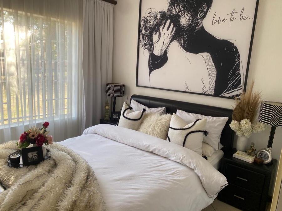 2 Bedroom Property for Sale in Honeydew Gauteng