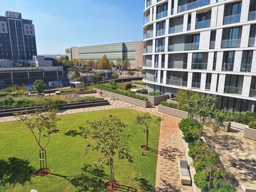 2 Bedroom Property for Sale in Waterfall Gauteng