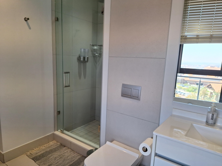 2 Bedroom Property for Sale in Waterfall Gauteng