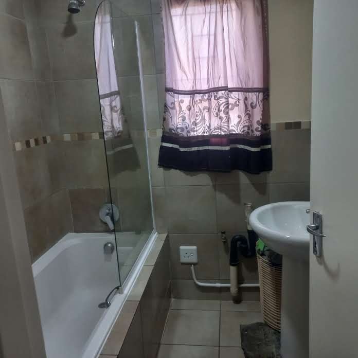 To Let 3 Bedroom Property for Rent in Kosmosdal Gauteng