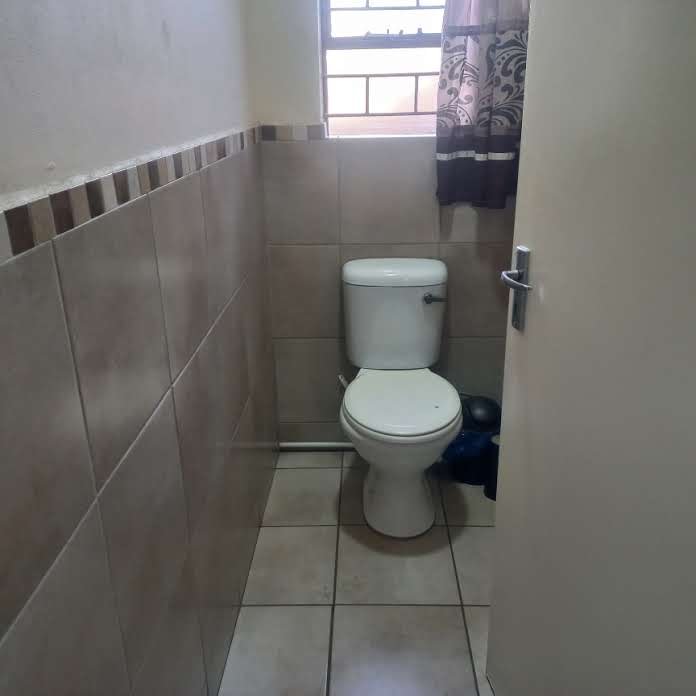 To Let 3 Bedroom Property for Rent in Kosmosdal Gauteng