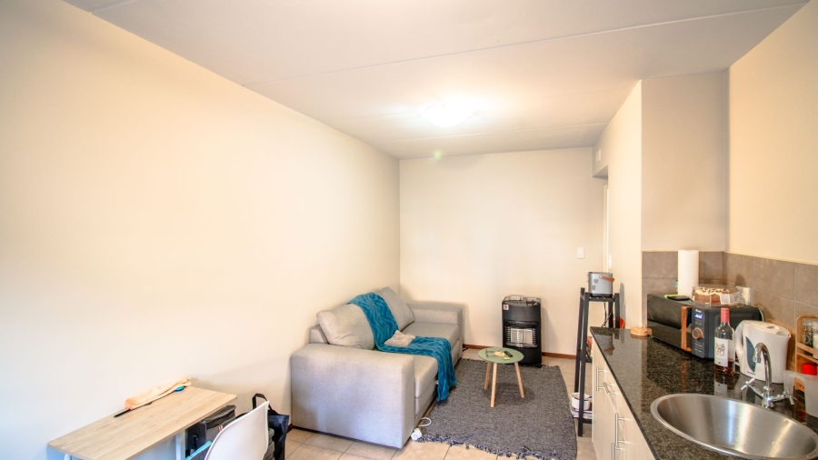 1 Bedroom Property for Sale in Erand Gardens Gauteng