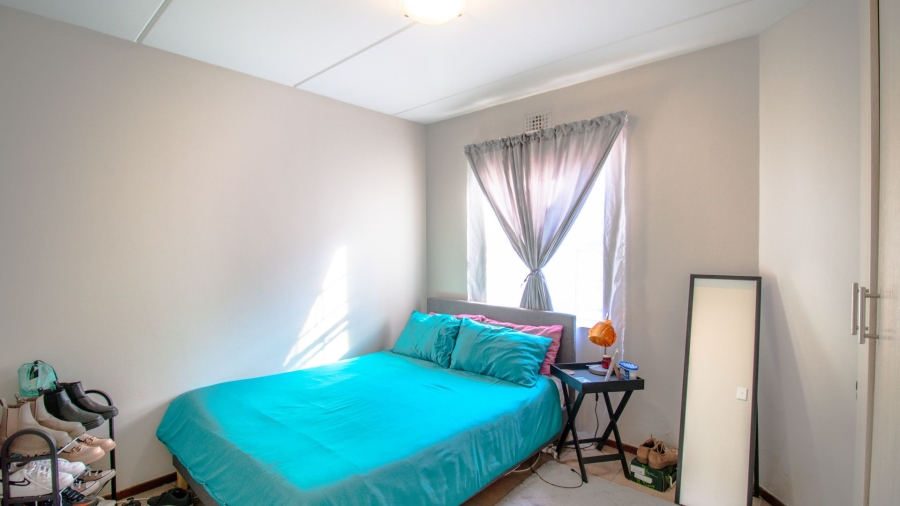 1 Bedroom Property for Sale in Erand Gardens Gauteng