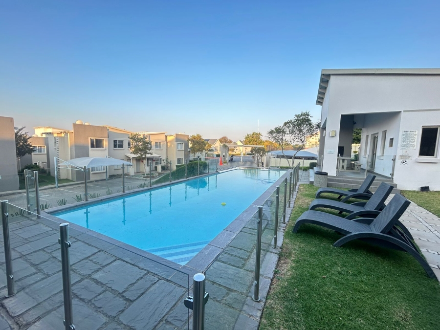 2 Bedroom Property for Sale in Fourways Gauteng