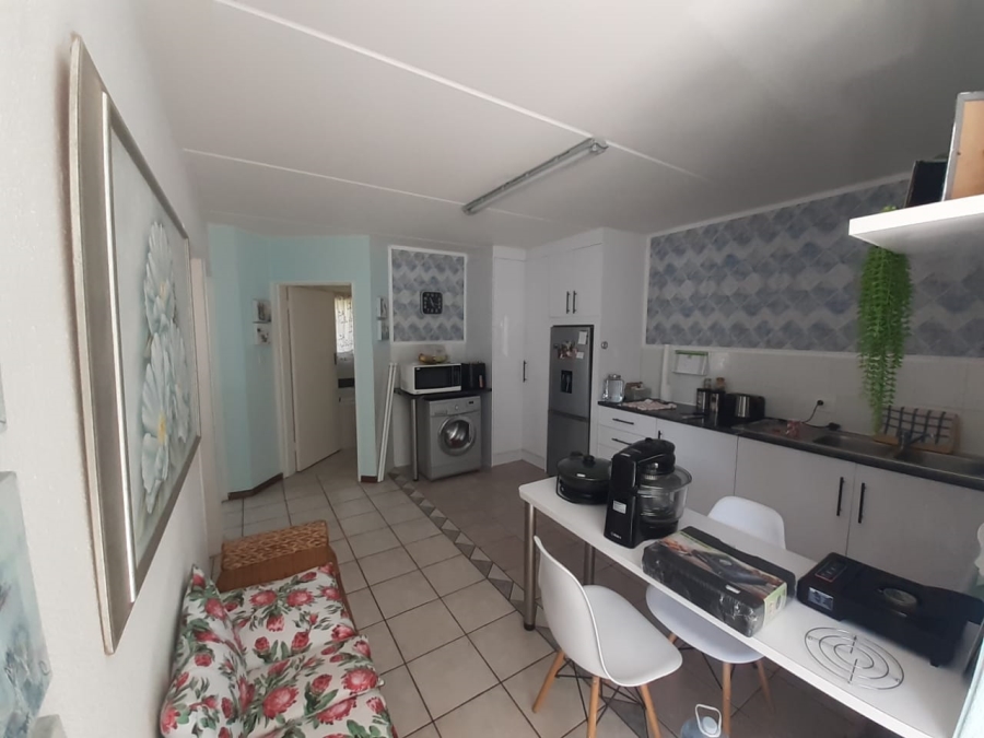 2 Bedroom Property for Sale in Bromhof Gauteng