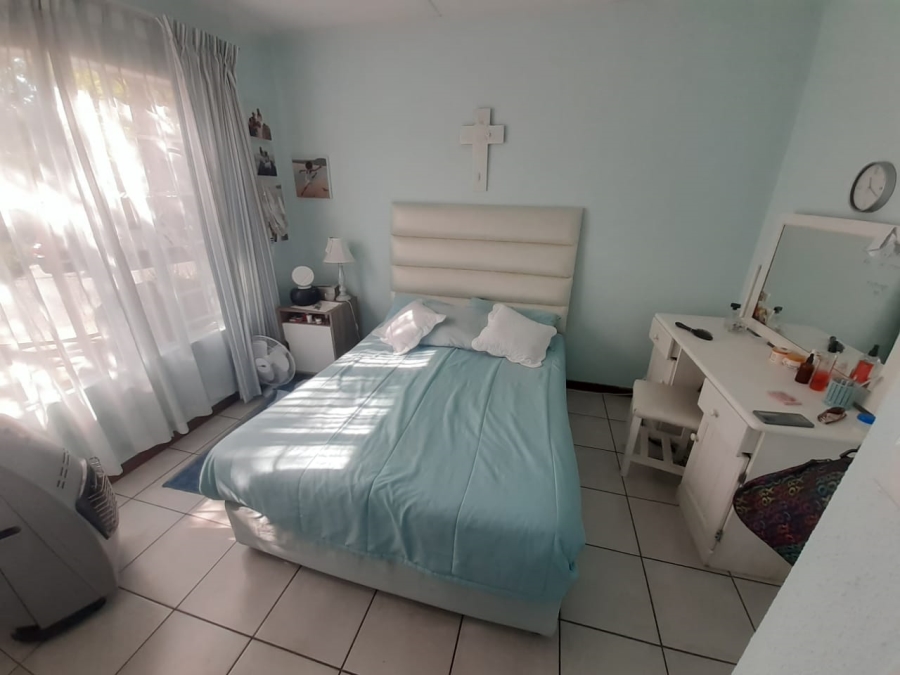 2 Bedroom Property for Sale in Bromhof Gauteng