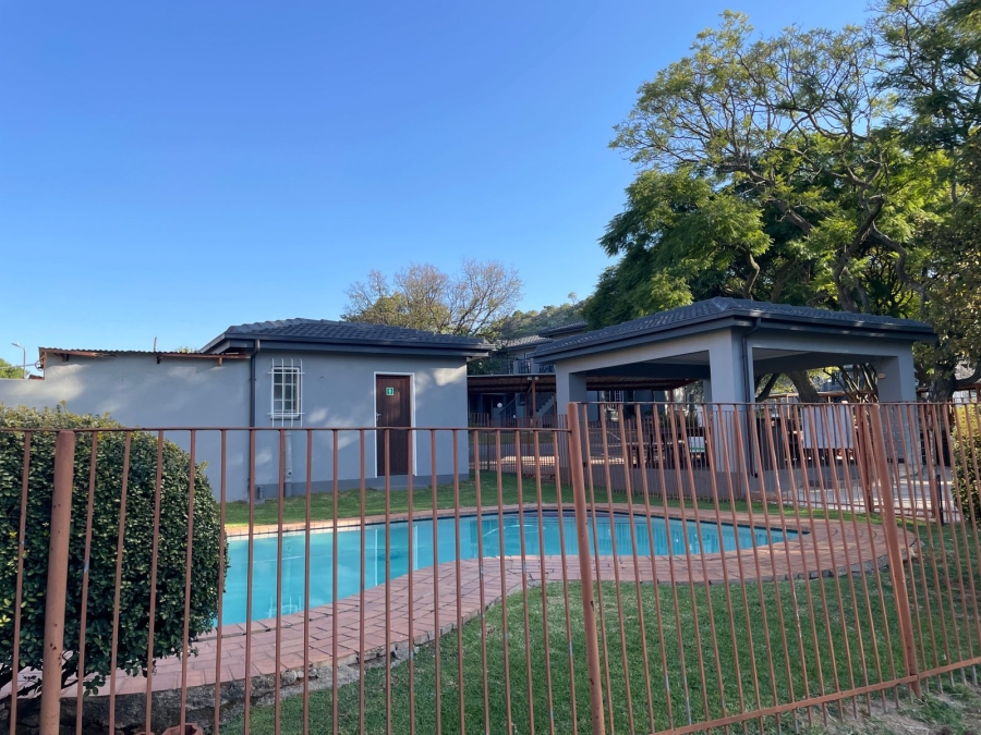 2 Bedroom Property for Sale in Bromhof Gauteng