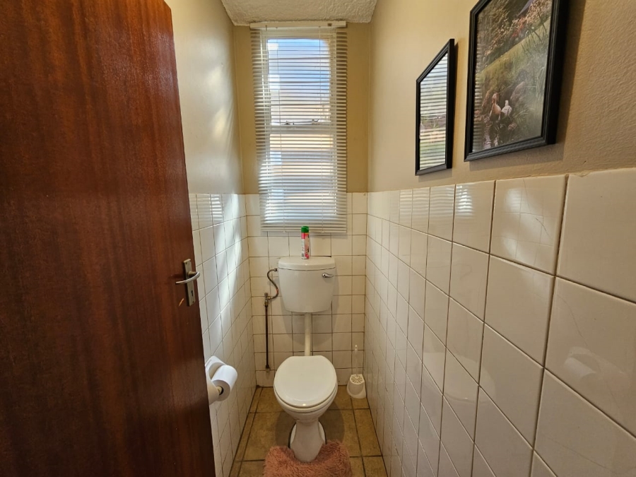 3 Bedroom Property for Sale in Sinoville Gauteng
