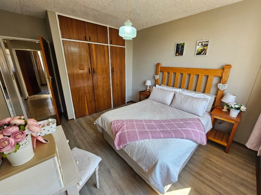 3 Bedroom Property for Sale in Sinoville Gauteng