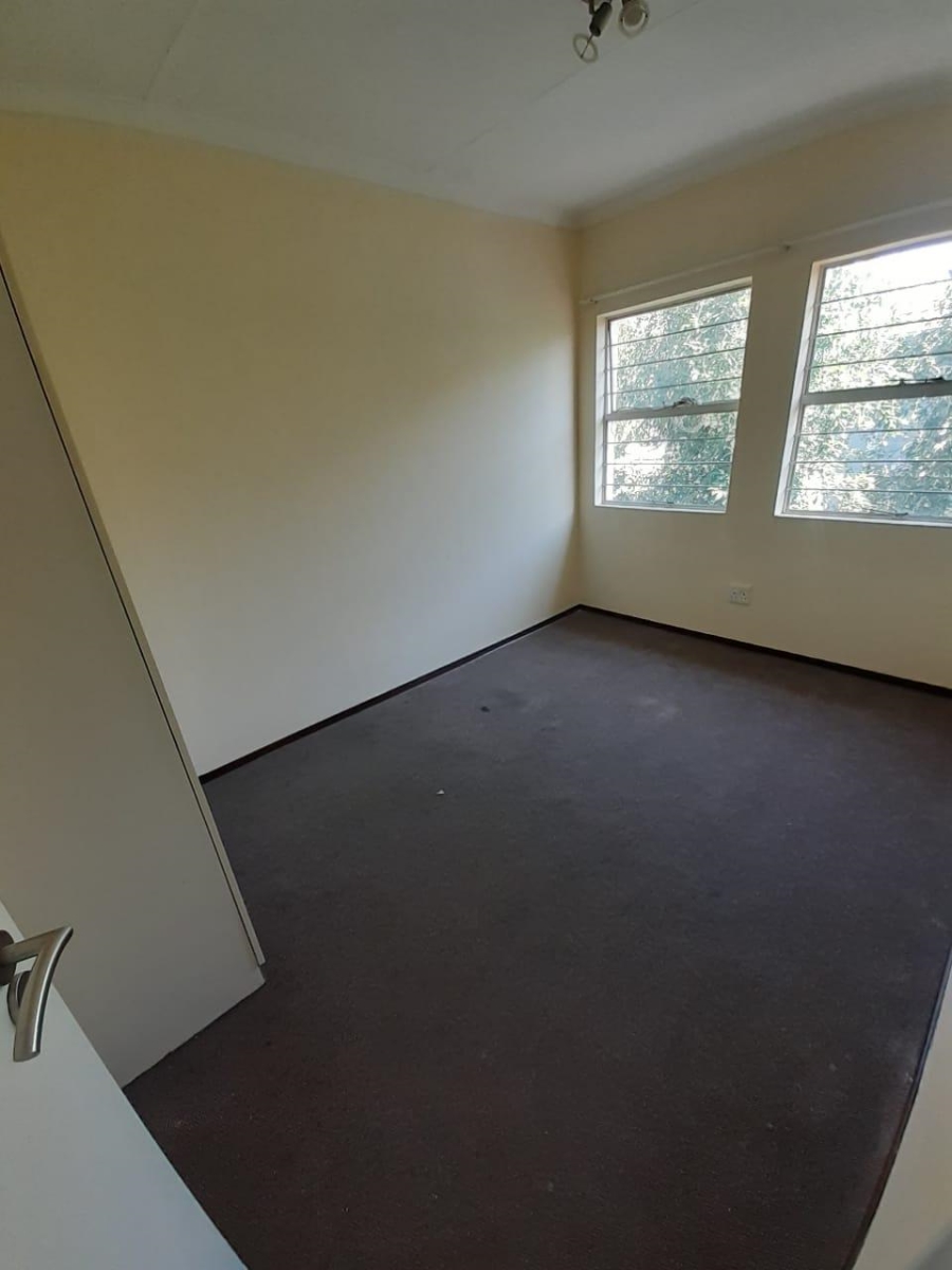 2 Bedroom Property for Sale in Ferndale Gauteng