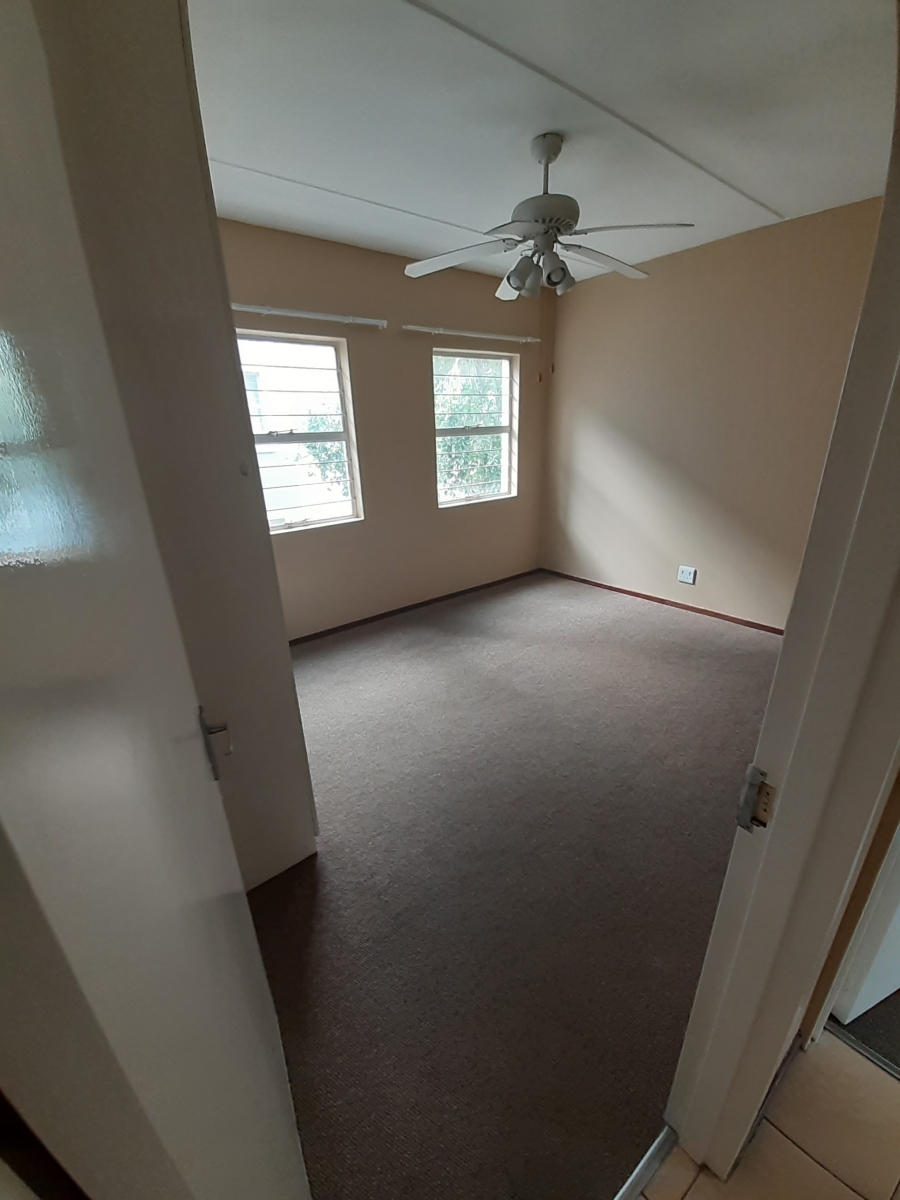 2 Bedroom Property for Sale in Ferndale Gauteng