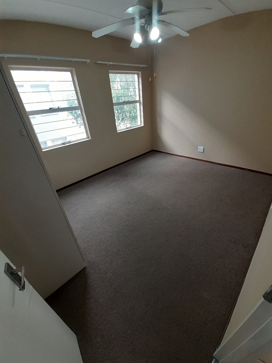 2 Bedroom Property for Sale in Ferndale Gauteng