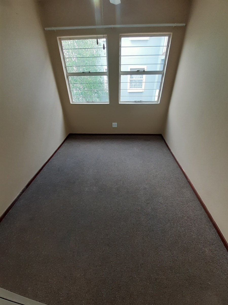 2 Bedroom Property for Sale in Ferndale Gauteng