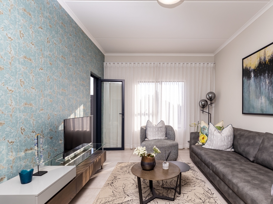 2 Bedroom Property for Sale in Glen Austin Gauteng