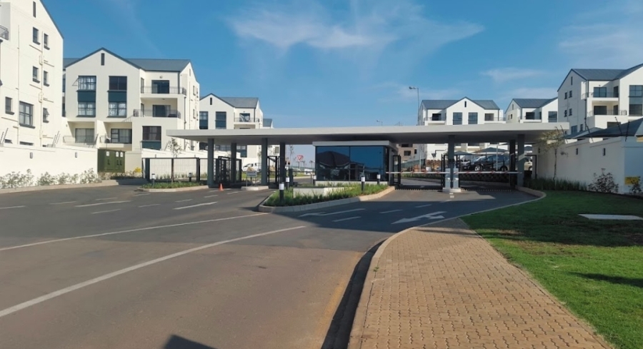 2 Bedroom Property for Sale in Greenstone Ridge Gauteng