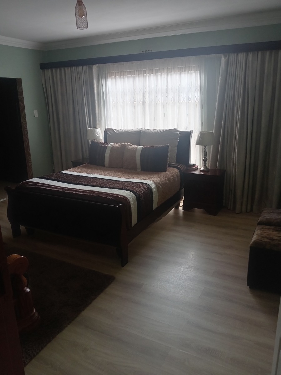 3 Bedroom Property for Sale in Protea Glen Gauteng