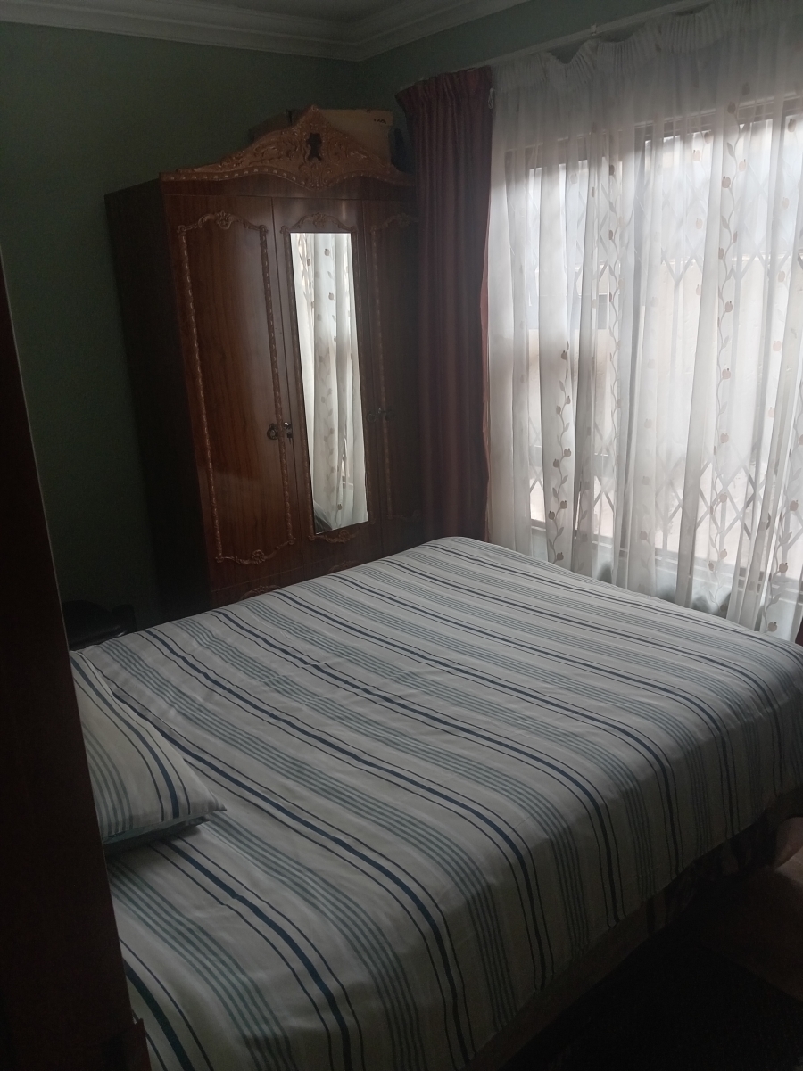 3 Bedroom Property for Sale in Protea Glen Gauteng