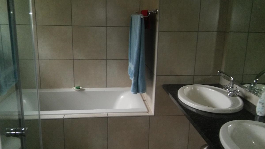 5 Bedroom Property for Sale in Vanderbijlpark Gauteng