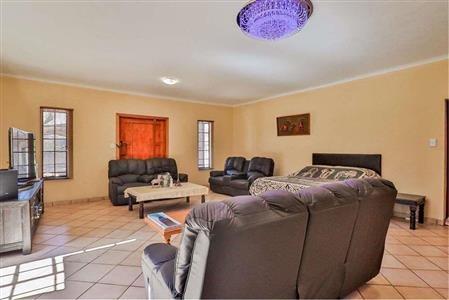 3 Bedroom Property for Sale in Glen Austin Gauteng
