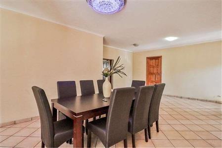 3 Bedroom Property for Sale in Glen Austin Gauteng