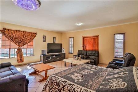 3 Bedroom Property for Sale in Glen Austin Gauteng