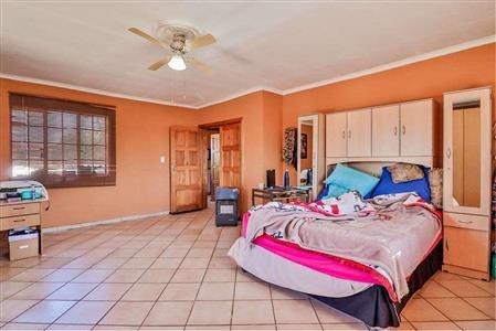3 Bedroom Property for Sale in Glen Austin Gauteng