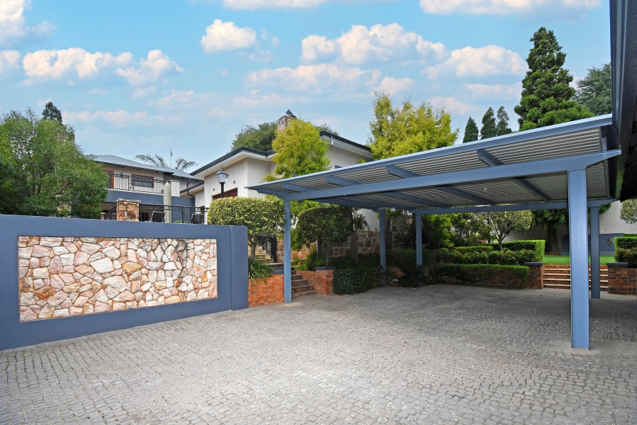 5 Bedroom Property for Sale in Parktown Gauteng