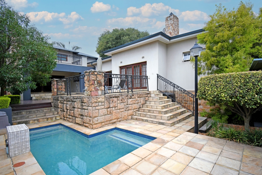 5 Bedroom Property for Sale in Parktown Gauteng