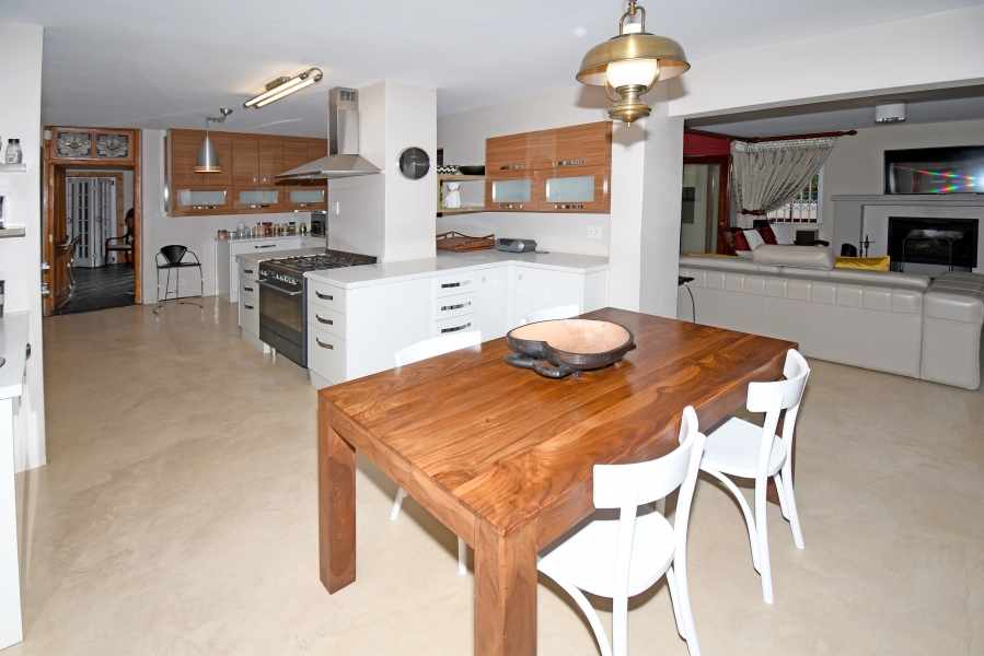 5 Bedroom Property for Sale in Parktown Gauteng
