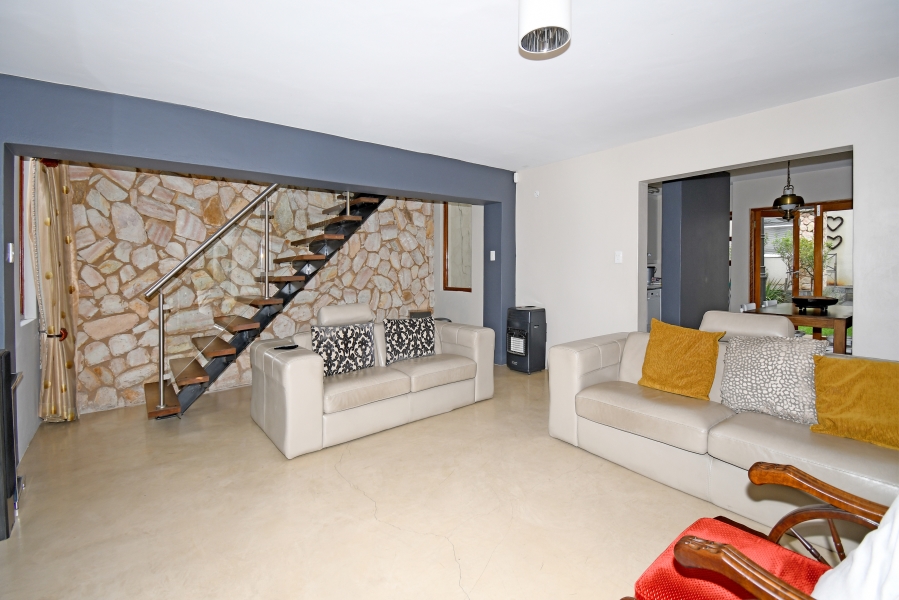 5 Bedroom Property for Sale in Parktown Gauteng