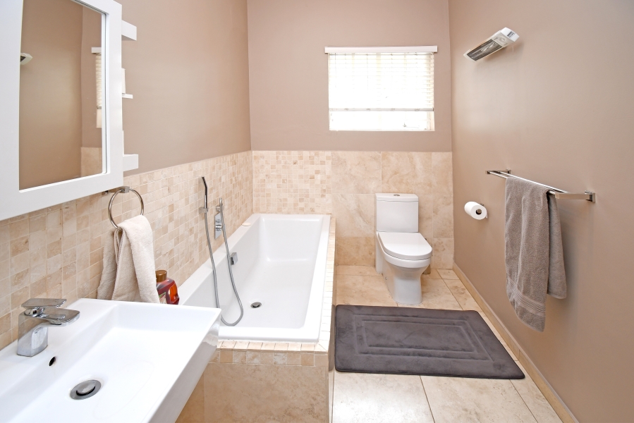 5 Bedroom Property for Sale in Parktown Gauteng