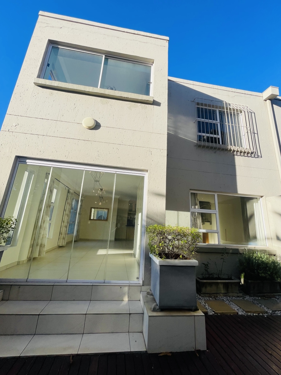 4 Bedroom Property for Sale in Sandown Gauteng