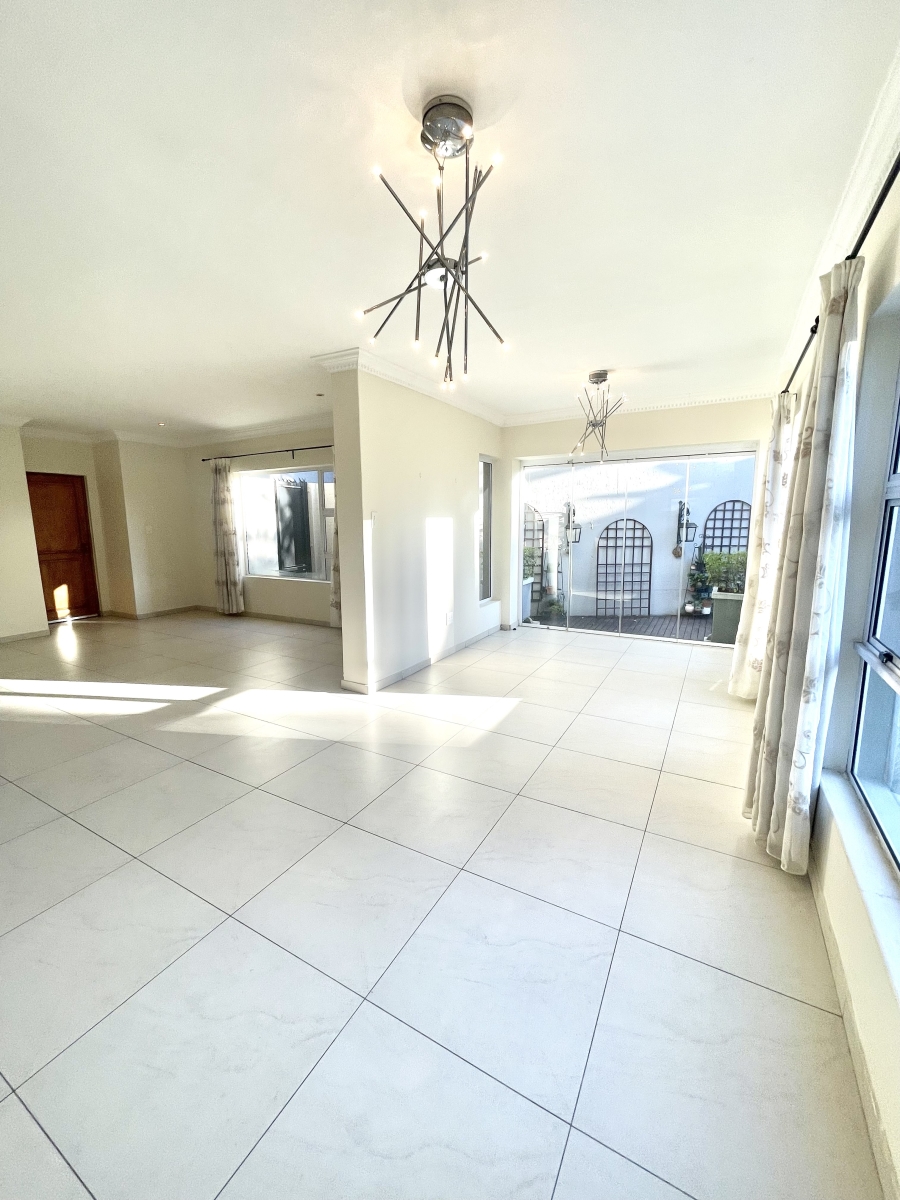 4 Bedroom Property for Sale in Sandown Gauteng