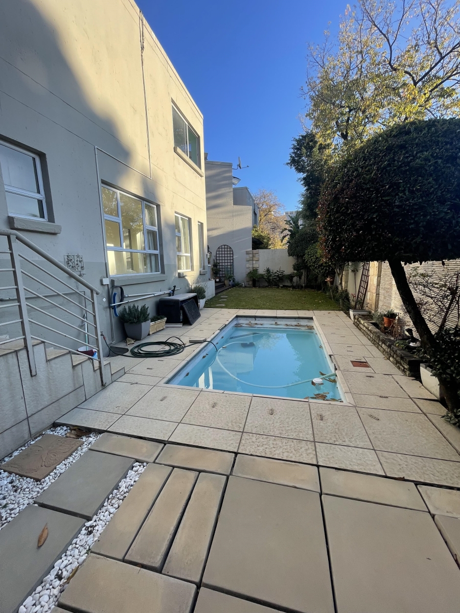 4 Bedroom Property for Sale in Sandown Gauteng