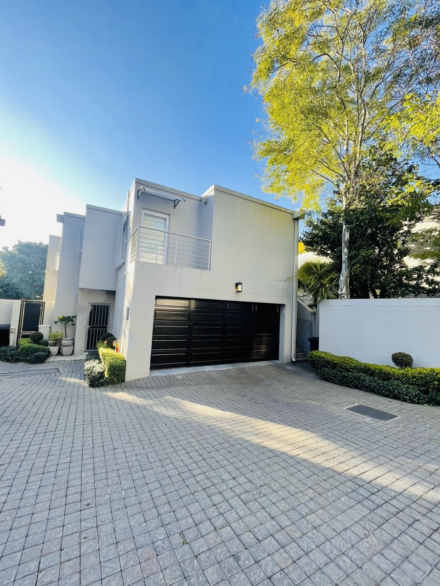 4 Bedroom Property for Sale in Sandown Gauteng