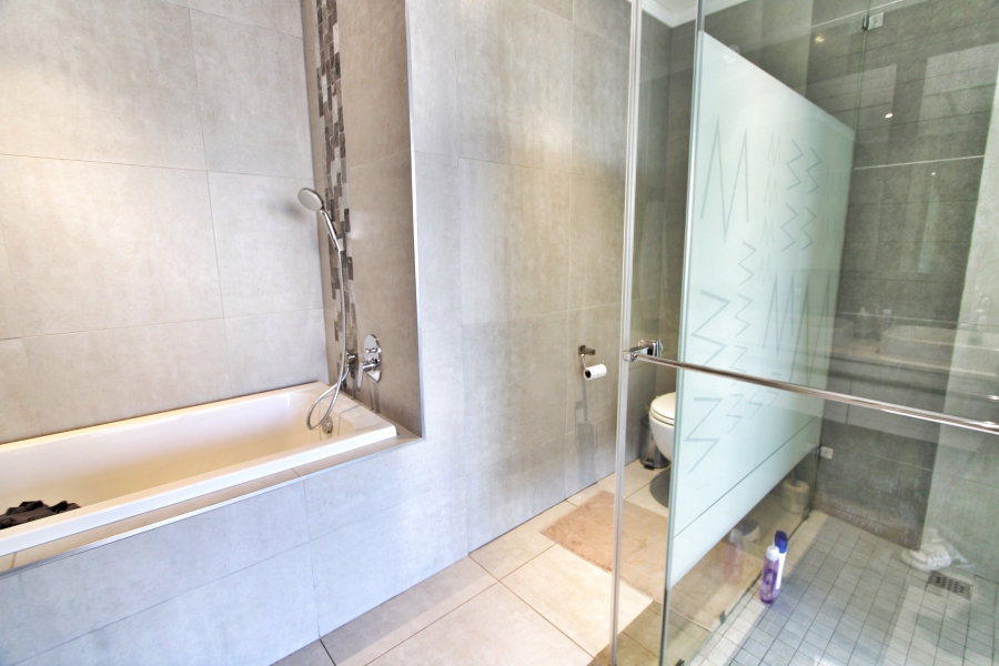 2 Bedroom Property for Sale in Morningside Gauteng