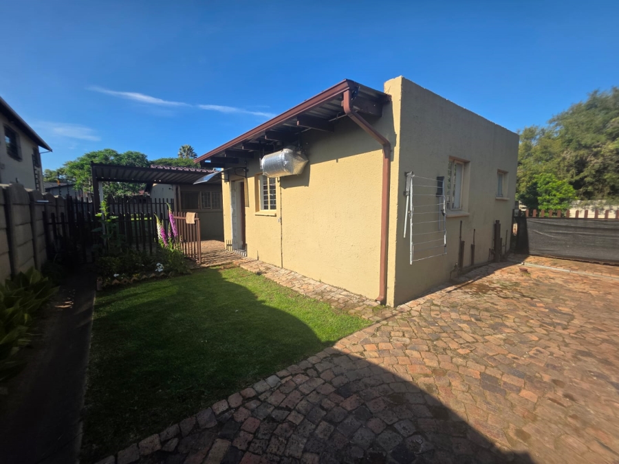 To Let 1 Bedroom Property for Rent in Impala Park Gauteng