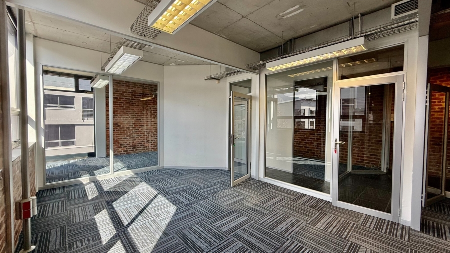 Commercial Property for Sale in Lonehill Gauteng