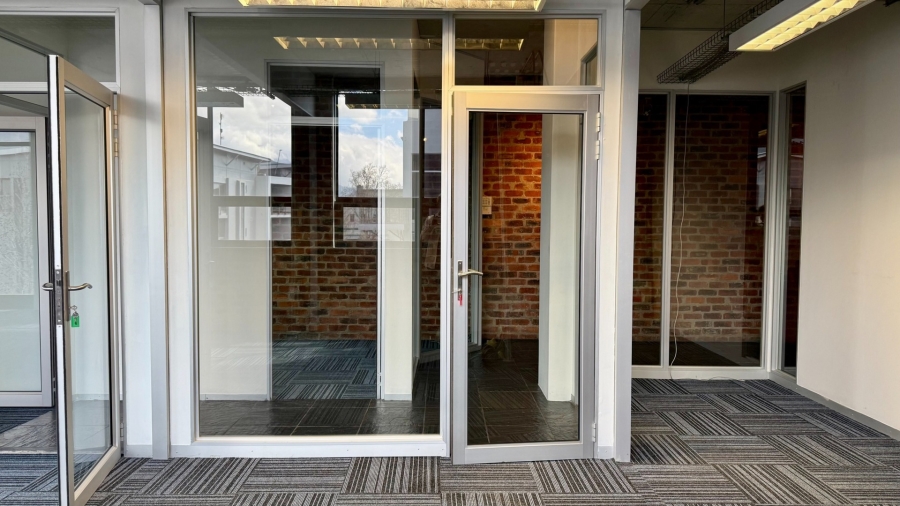 Commercial Property for Sale in Lonehill Gauteng
