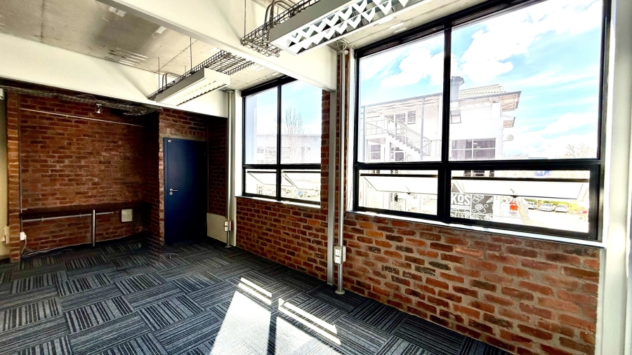 Commercial Property for Sale in Lonehill Gauteng