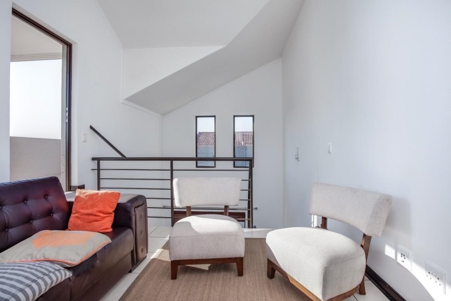 1 Bedroom Property for Sale in Lonehill Gauteng