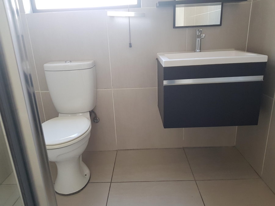 1 Bedroom Property for Sale in Greenstone Ridge Gauteng