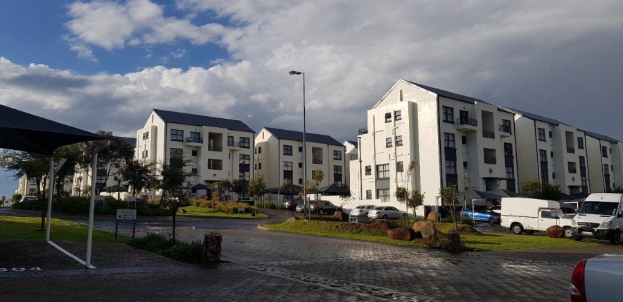 1 Bedroom Property for Sale in Greenstone Ridge Gauteng