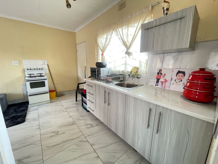 1 Bedroom Property for Sale in Bramley View Gauteng