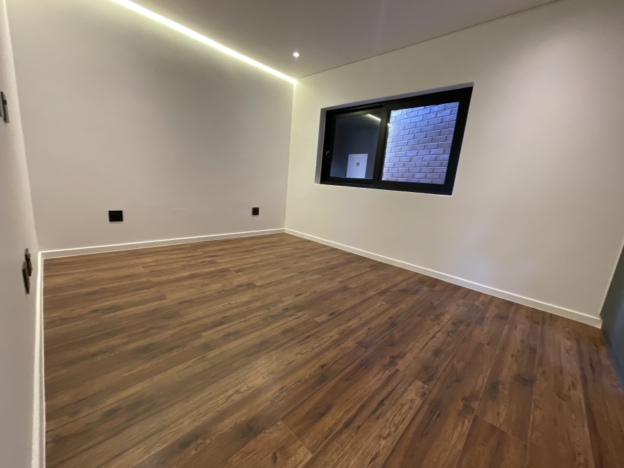 To Let 2 Bedroom Property for Rent in Fourways Gauteng